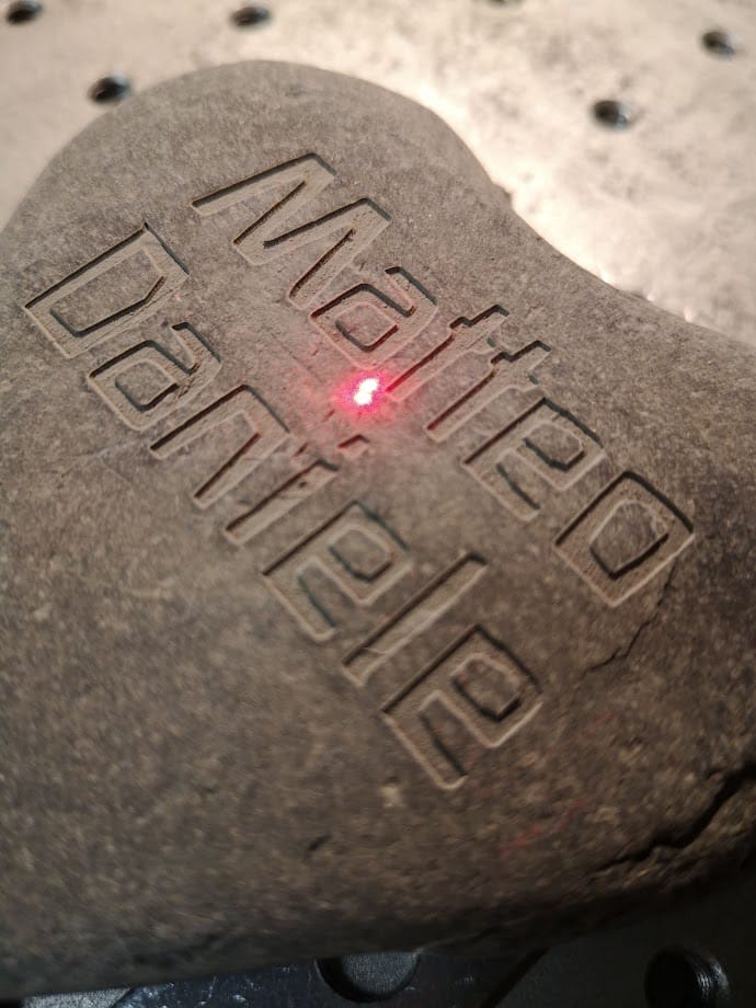 incisione laser su pietra la spezia